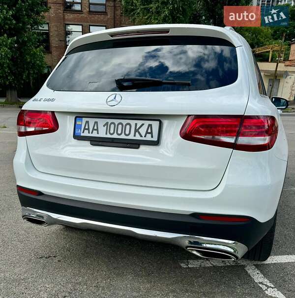 Внедорожник / Кроссовер Mercedes-Benz GLC-Class 2018 в Киеве фото 2 Внедорожник / Кроссовер Mercedes-Benz GLC-Class 2018 в Киеве