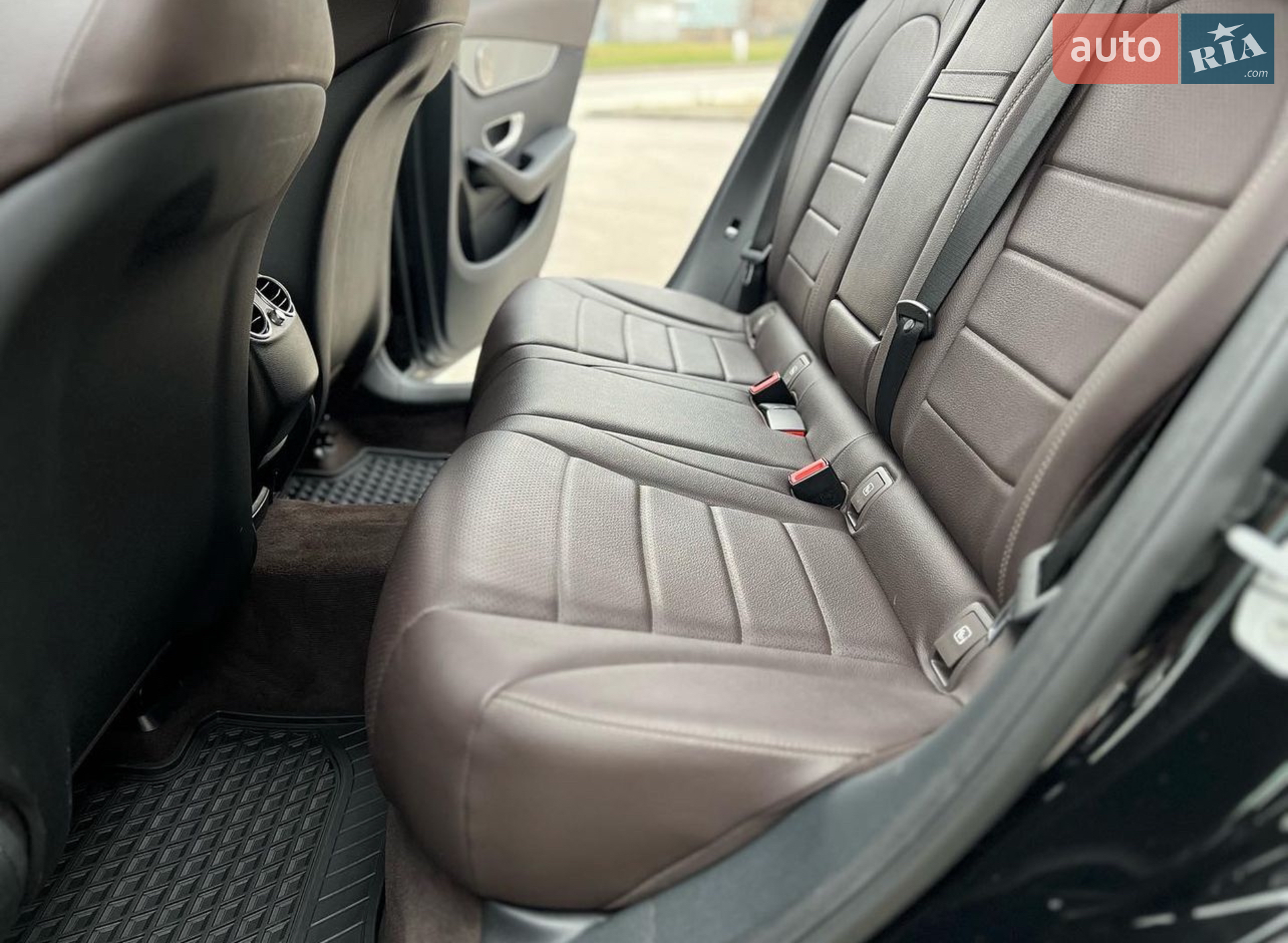 2016 Mercedes-Benz GLC - мініатюра 4