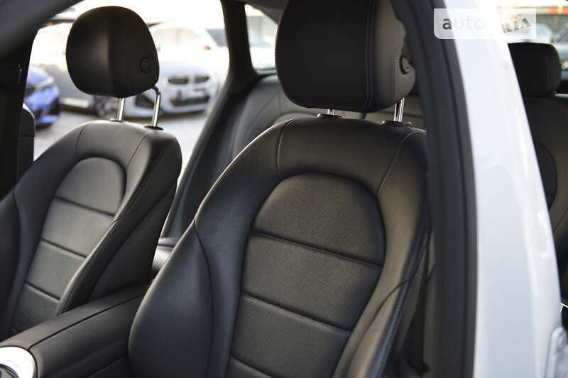 Внедорожник / Кроссовер Mercedes-Benz GLC-Class 2017 в Мукачево фото 28 Внедорожник / Кроссовер Mercedes-Benz GLC-Class 2017 в Мукачево