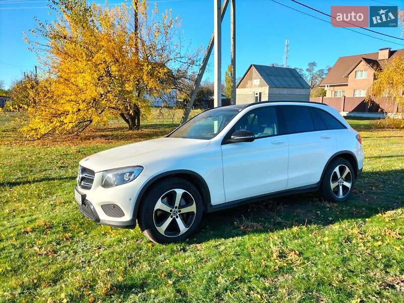 Внедорожник / Кроссовер Mercedes-Benz GLC-Class 2017 в Днепре
