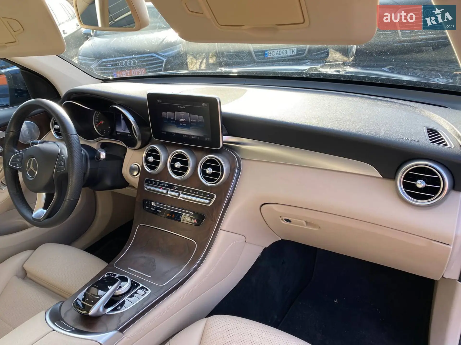 2018 Mercedes-Benz GLC - мініатюра 10