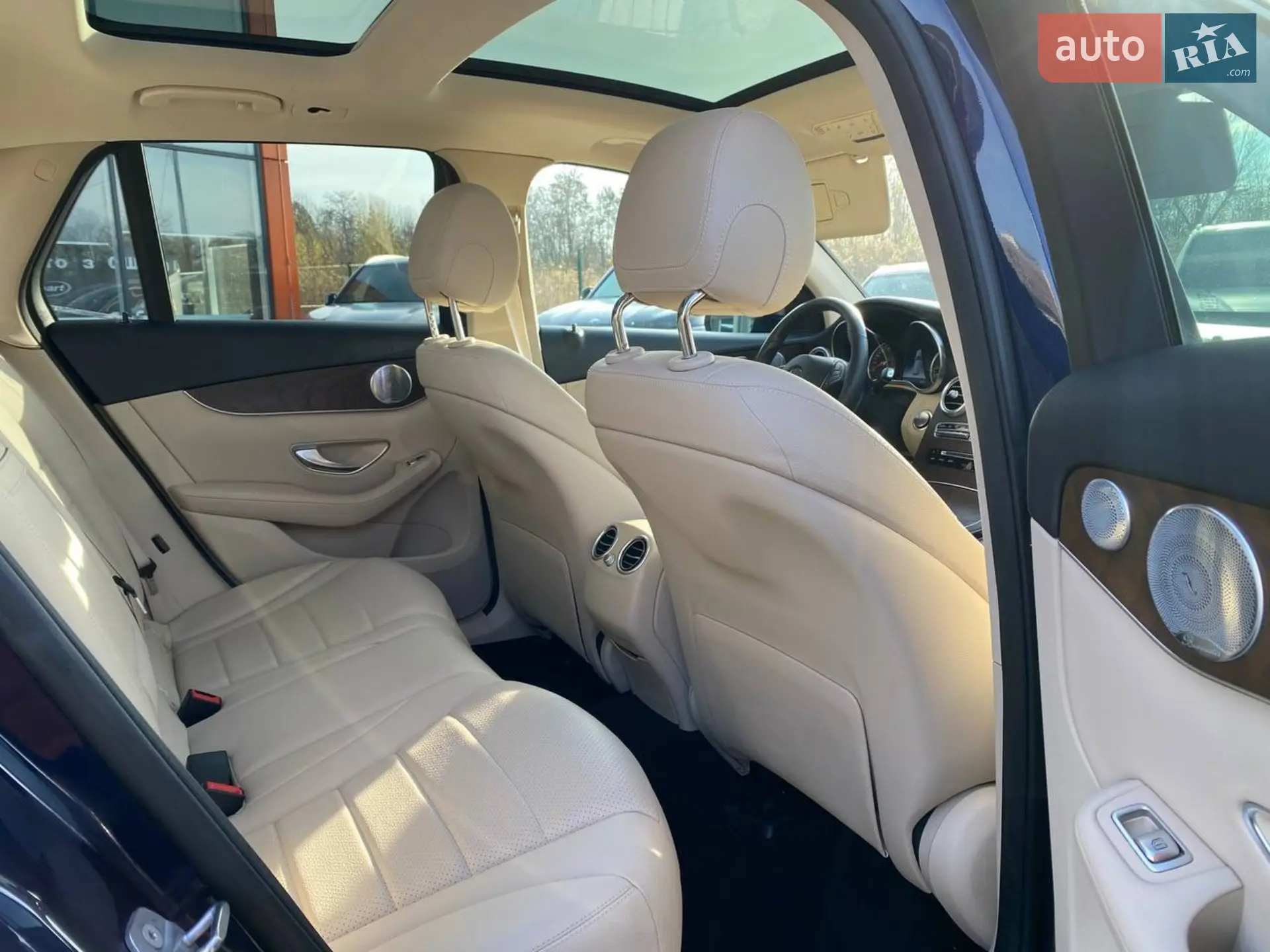 2018 Mercedes-Benz GLC - мініатюра 27