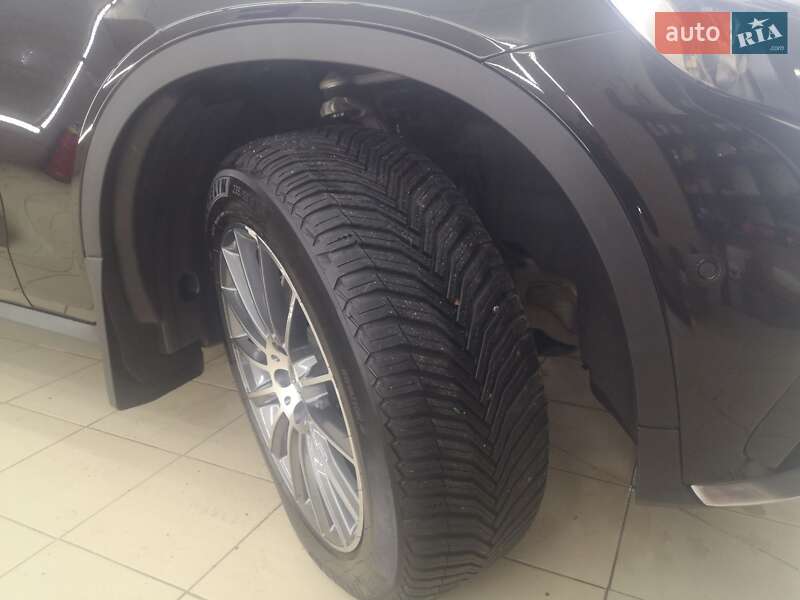 Внедорожник / Кроссовер Mercedes-Benz GLC-Class 2016 в Сумах