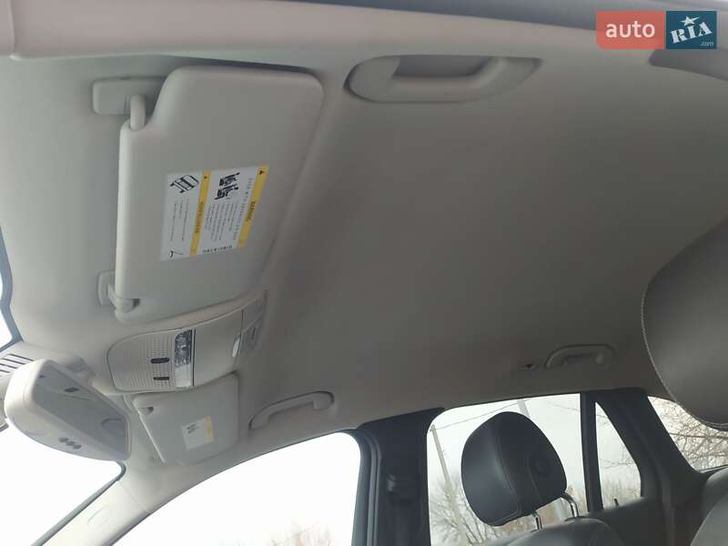 Внедорожник / Кроссовер Mercedes-Benz GLC-Class 2015 в Житомире