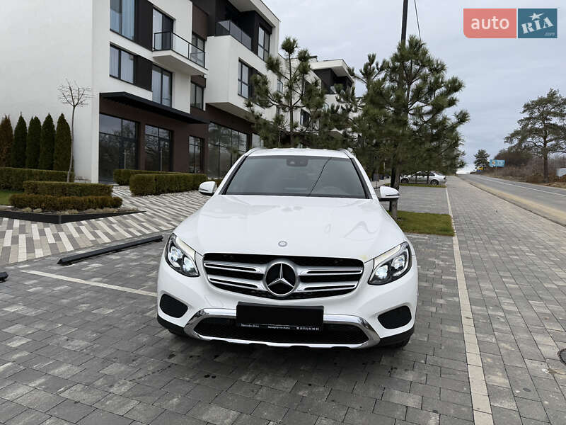 Внедорожник / Кроссовер Mercedes-Benz GLC-Class 2015 в Ужгороде