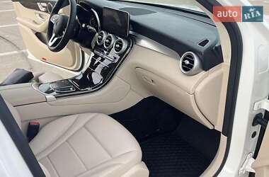 Внедорожник / Кроссовер Mercedes-Benz GLC-Class 2020 в 