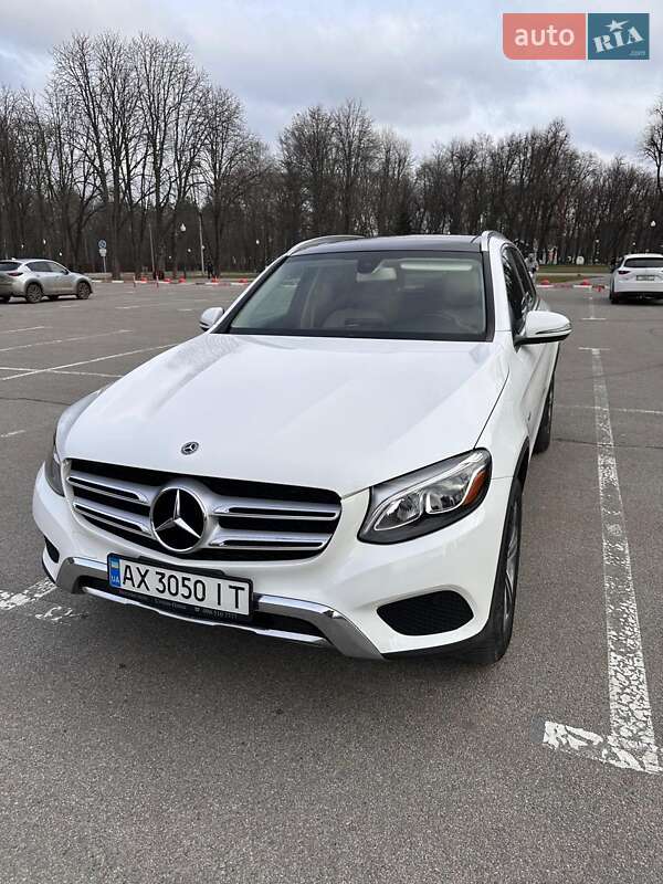 Внедорожник / Кроссовер Mercedes-Benz GLC-Class 2019 в 