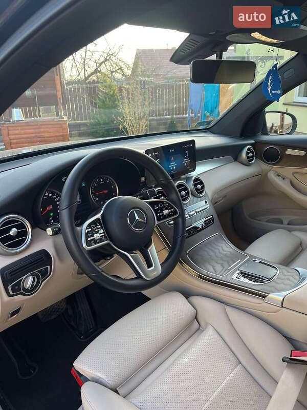 Внедорожник / Кроссовер Mercedes-Benz GLC-Class 2021 в Яворове