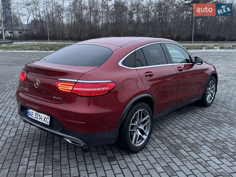 Внедорожник / Кроссовер Mercedes-Benz GLC-Class 2017 в Львове