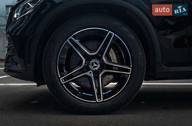 Внедорожник / Кроссовер Mercedes-Benz GLC-Class 2021 в 