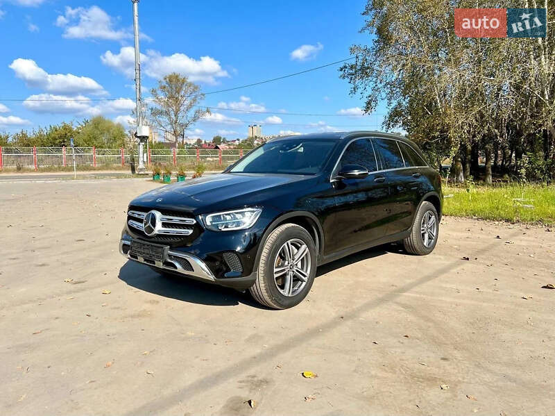 Внедорожник / Кроссовер Mercedes-Benz GLC-Class 2020 в 
