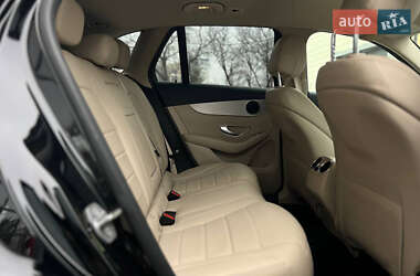 Внедорожник / Кроссовер Mercedes-Benz GLC-Class 2017 в 