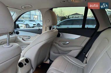 Внедорожник / Кроссовер Mercedes-Benz GLC-Class 2016 в 