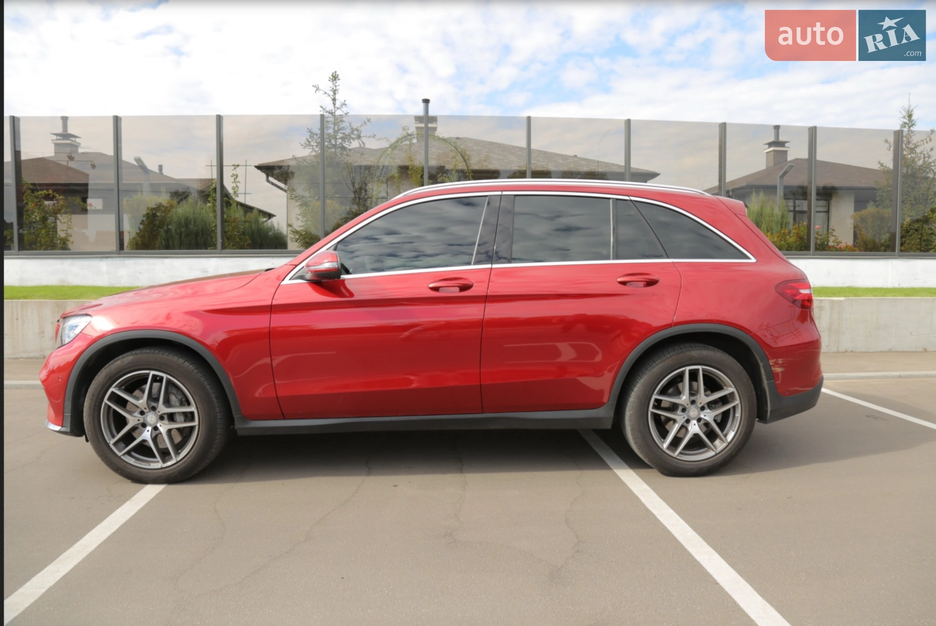 2016 Mercedes-Benz GLC - мініатюра 2