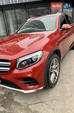 Позашляховик / Кросовер Mercedes-Benz GLC-Class 2016 в 