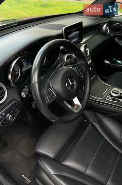 Внедорожник / Кроссовер Mercedes-Benz GLC-Class 2018 в 