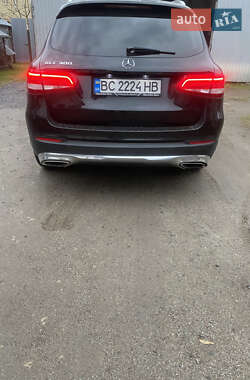 Внедорожник / Кроссовер Mercedes-Benz GLC-Class 2017 в 
