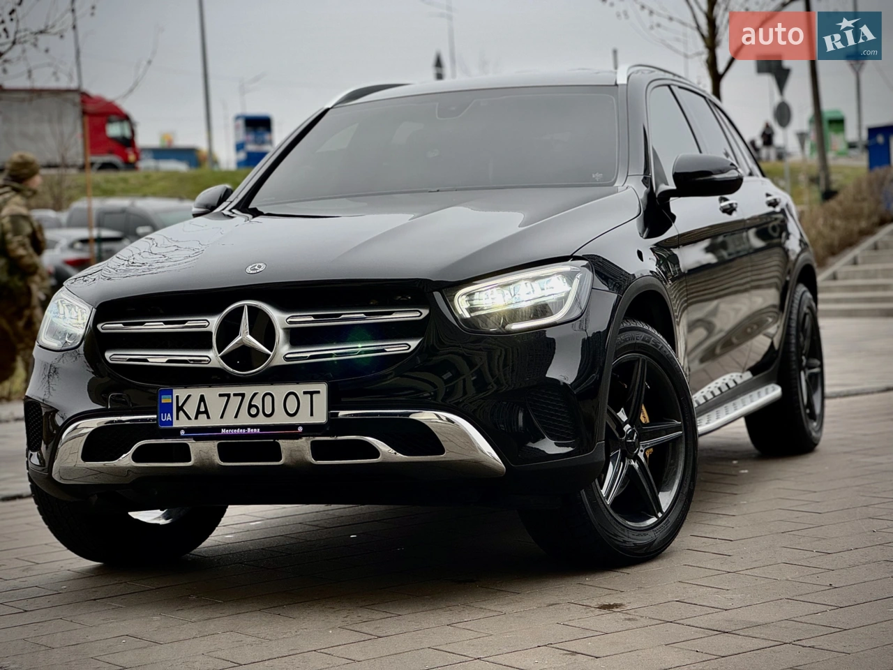 2020 Mercedes-Benz GLC - мініатюра 30