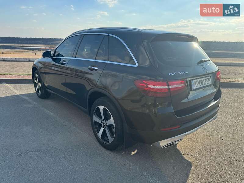Внедорожник / Кроссовер Mercedes-Benz GLC-Class 2019 в Запорожье