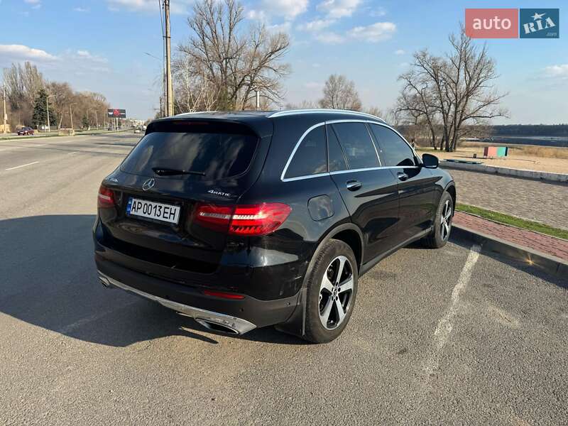 Внедорожник / Кроссовер Mercedes-Benz GLC-Class 2019 в Запорожье