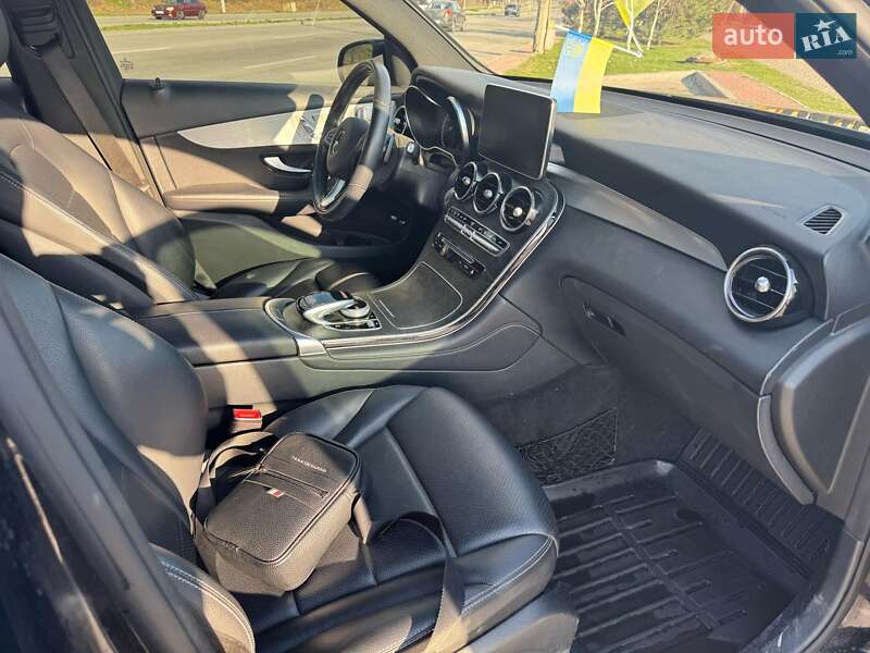 Внедорожник / Кроссовер Mercedes-Benz GLC-Class 2019 в Запорожье