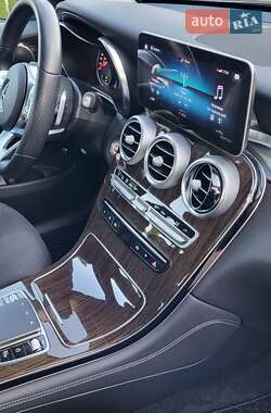 Внедорожник / Кроссовер Mercedes-Benz GLC-Class 2019 в 