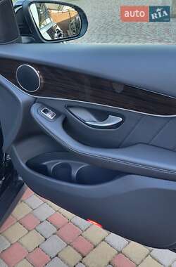 Внедорожник / Кроссовер Mercedes-Benz GLC-Class 2019 в 