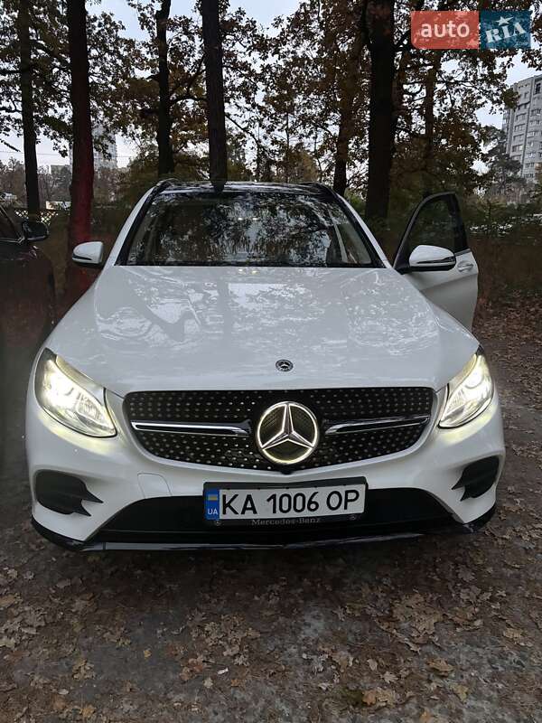 Mercedes-Benz GLC-Class 2019