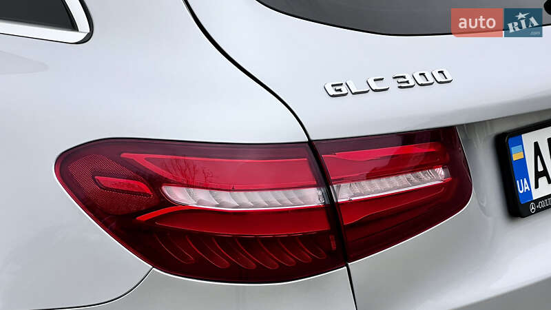 Внедорожник / Кроссовер Mercedes-Benz GLC-Class 2016 в Запорожье фото 12 Внедорожник / Кроссовер Mercedes-Benz GLC-Class 2016 в Запорожье