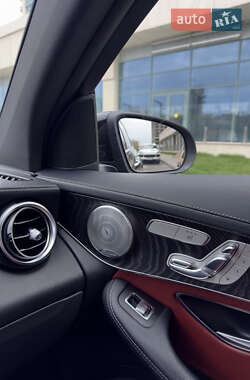 Внедорожник / Кроссовер Mercedes-Benz GLC-Class 2017 в 