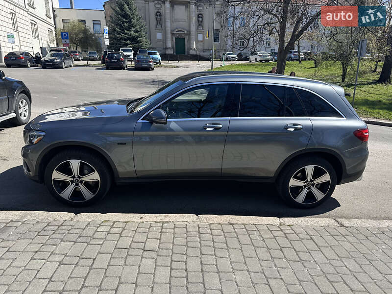 Внедорожник / Кроссовер Mercedes-Benz GLC-Class 2019 в Львове