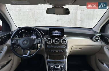 Позашляховик / Кросовер Mercedes-Benz GLC-Class 2019 в 