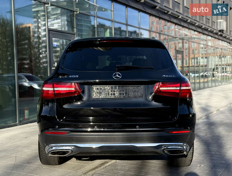 Внедорожник / Кроссовер Mercedes-Benz GLC-Class 2016 в Львове