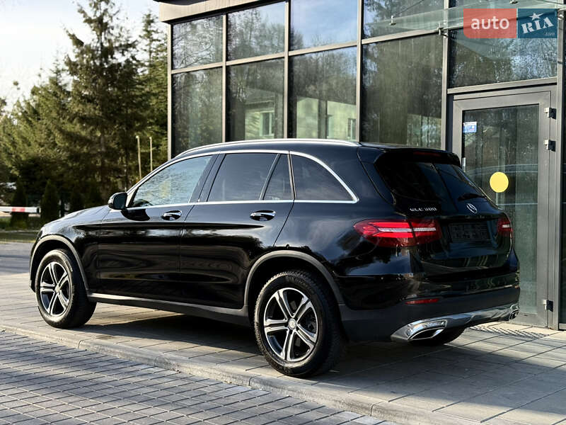Внедорожник / Кроссовер Mercedes-Benz GLC-Class 2016 в Львове