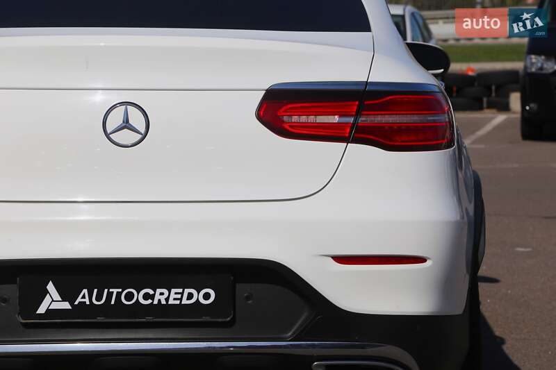 Внедорожник / Кроссовер Mercedes-Benz GLC-Class 2016 в Киеве