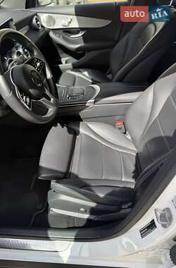 Внедорожник / Кроссовер Mercedes-Benz GLC-Class 2020 в 