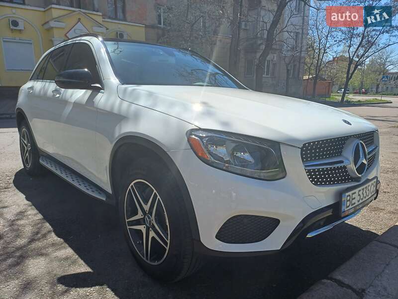 Позашляховик / Кросовер Mercedes-Benz GLC-Class 2017 в 