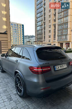 Внедорожник / Кроссовер Mercedes-Benz GLC-Class 2016 в 