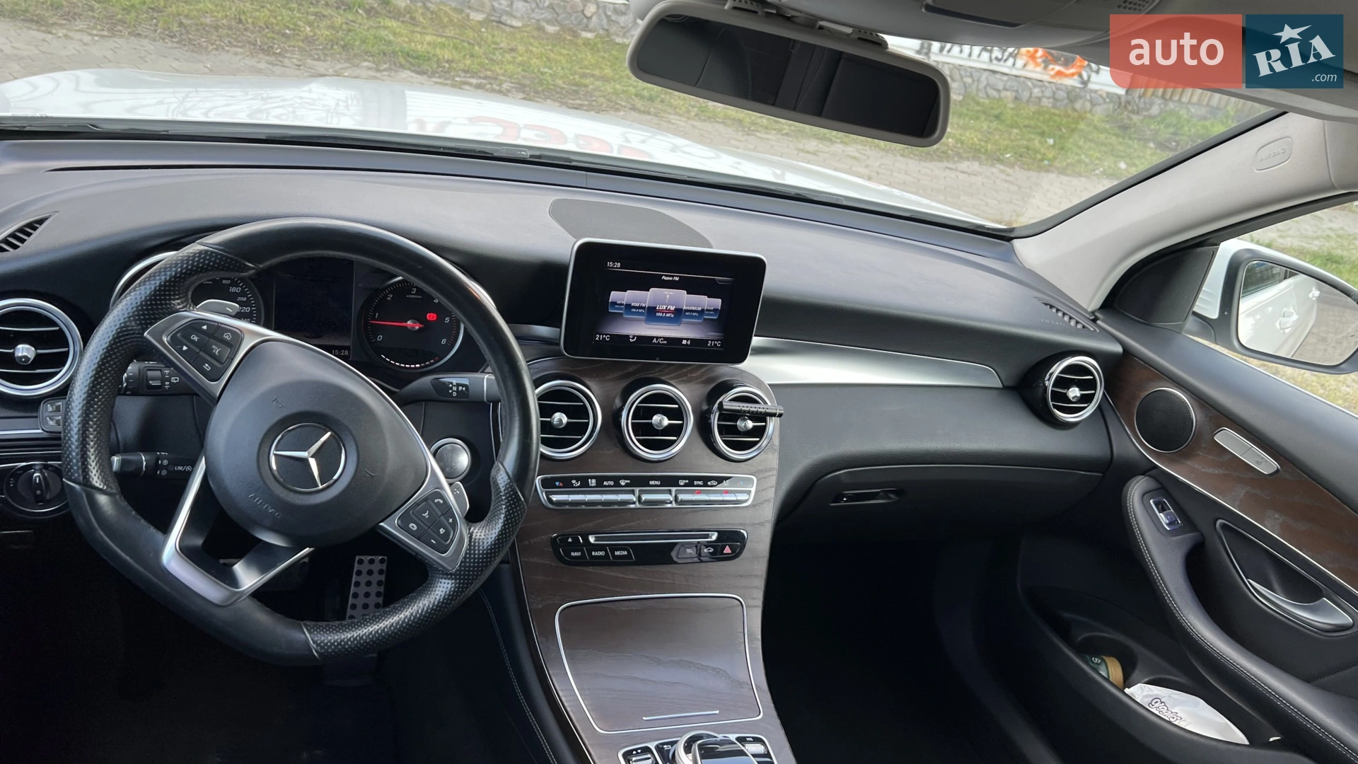 2017 Mercedes-Benz GLC - мініатюра 4