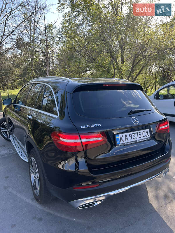 Позашляховик / Кросовер Mercedes-Benz GLC-Class 2015 в Запоріжжі