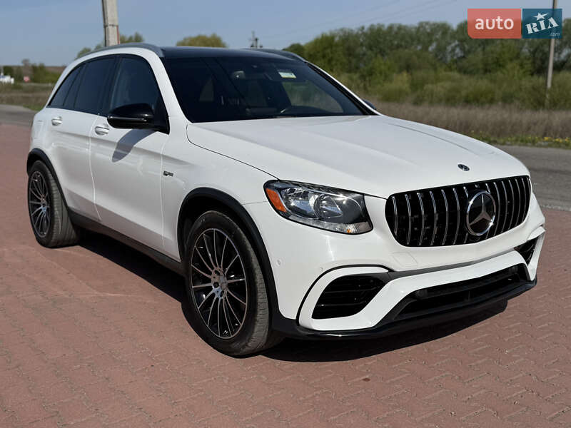 Позашляховик / Кросовер Mercedes-Benz GLC-Class 2016 в 