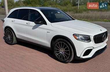 Позашляховик / Кросовер Mercedes-Benz GLC-Class 2016 в 