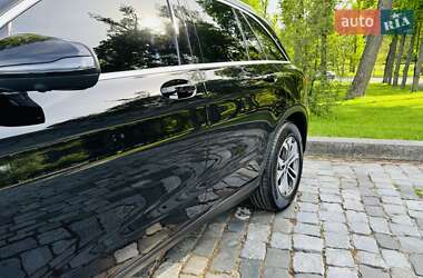 Внедорожник / Кроссовер Mercedes-Benz GLC-Class 2018 в 