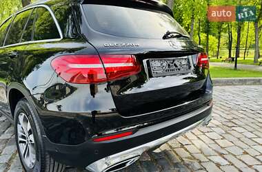 Внедорожник / Кроссовер Mercedes-Benz GLC-Class 2018 в 