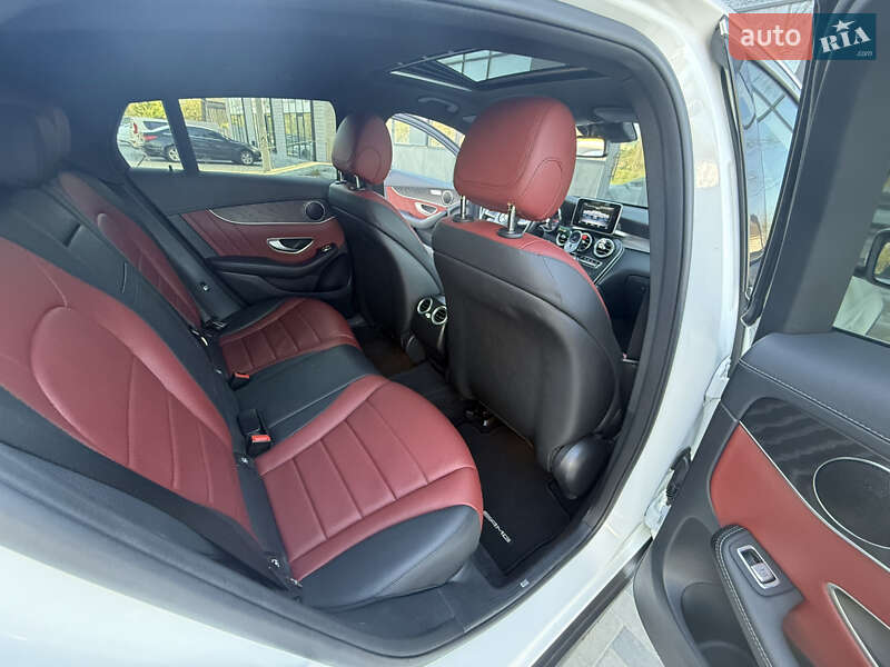 Внедорожник / Кроссовер Mercedes-Benz GLC-Class 2017 в Одессе фото 11 Внедорожник / Кроссовер Mercedes-Benz GLC-Class 2017 в Одессе