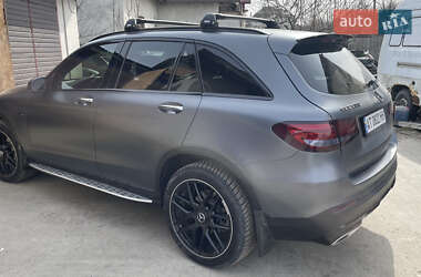 Позашляховик / Кросовер Mercedes-Benz GLC-Class 2015 в 