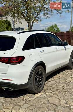 Внедорожник / Кроссовер Mercedes-Benz GLC-Class 2020 в 
