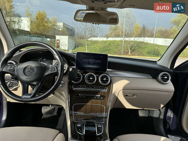 Позашляховик / Кросовер Mercedes-Benz GLC-Class 2015 в Києві