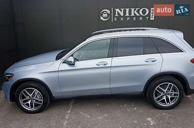 Внедорожник / Кроссовер Mercedes-Benz GLC-Class 2017 в 