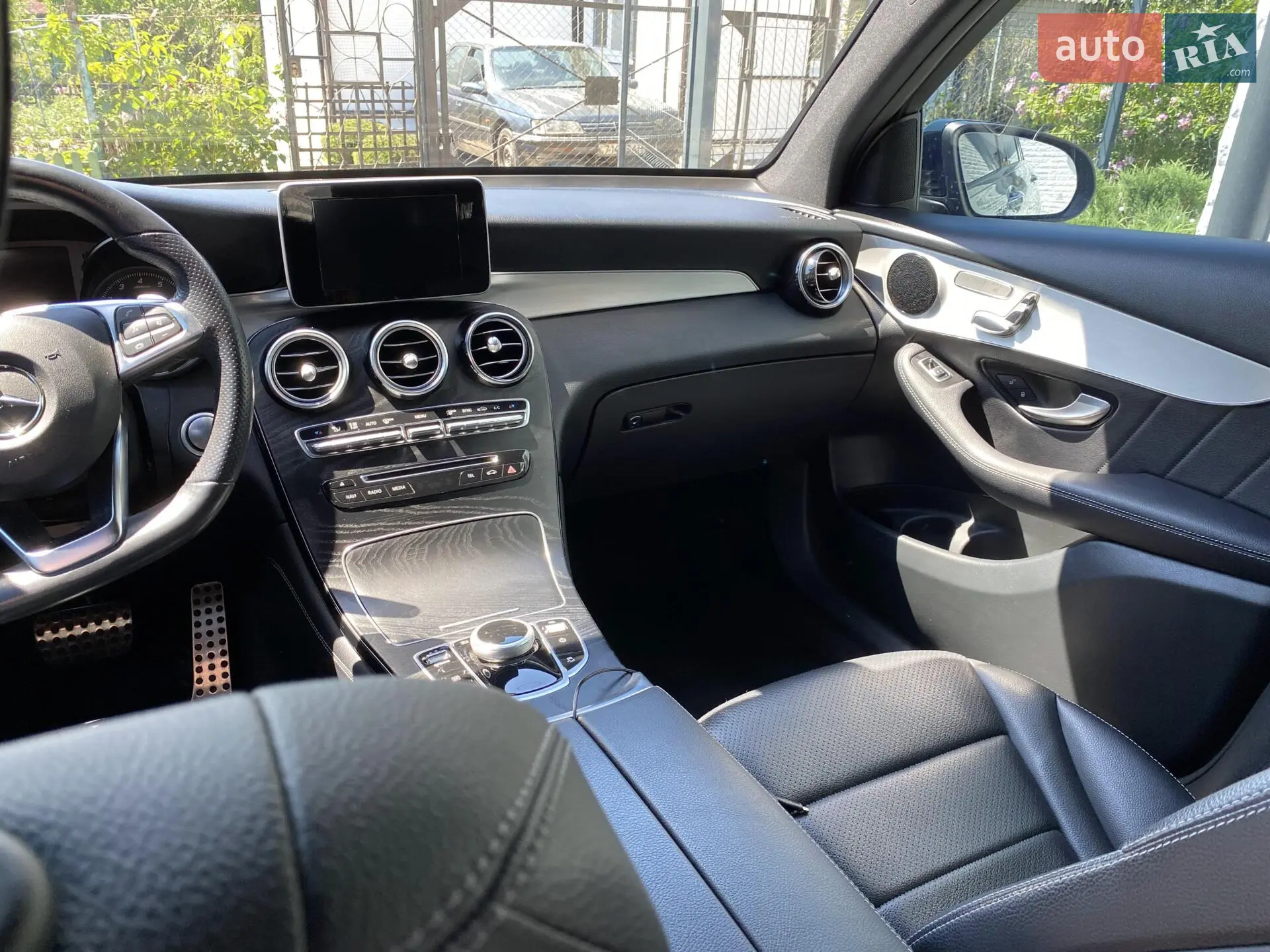 2019 Mercedes-Benz GLC - мініатюра 17